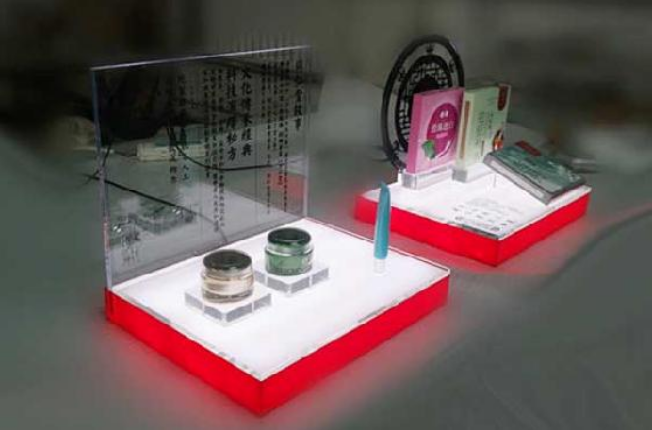 同仁堂藥妝展示架 -UV噴繪效果 同仁堂藥妝展示架 -UV噴繪效果